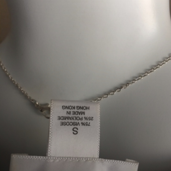 Ann Taylor Loft Lace Thin Plunge V Neck - Picture 4 of 4